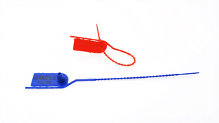 Sécurisez vos colis en tirant des joints serrés