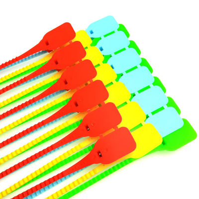 Sceaux en bandes en PP auto-verrouillable avec zone de marquage L 33 * W 25 mm et étiquette en plastique personnalisée