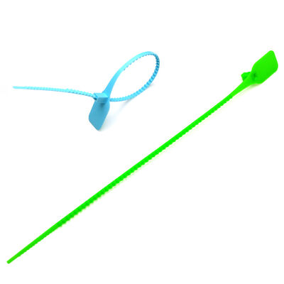 Sceaux en bandes en PP auto-verrouillable avec zone de marquage L 33 * W 25 mm et étiquette en plastique personnalisée